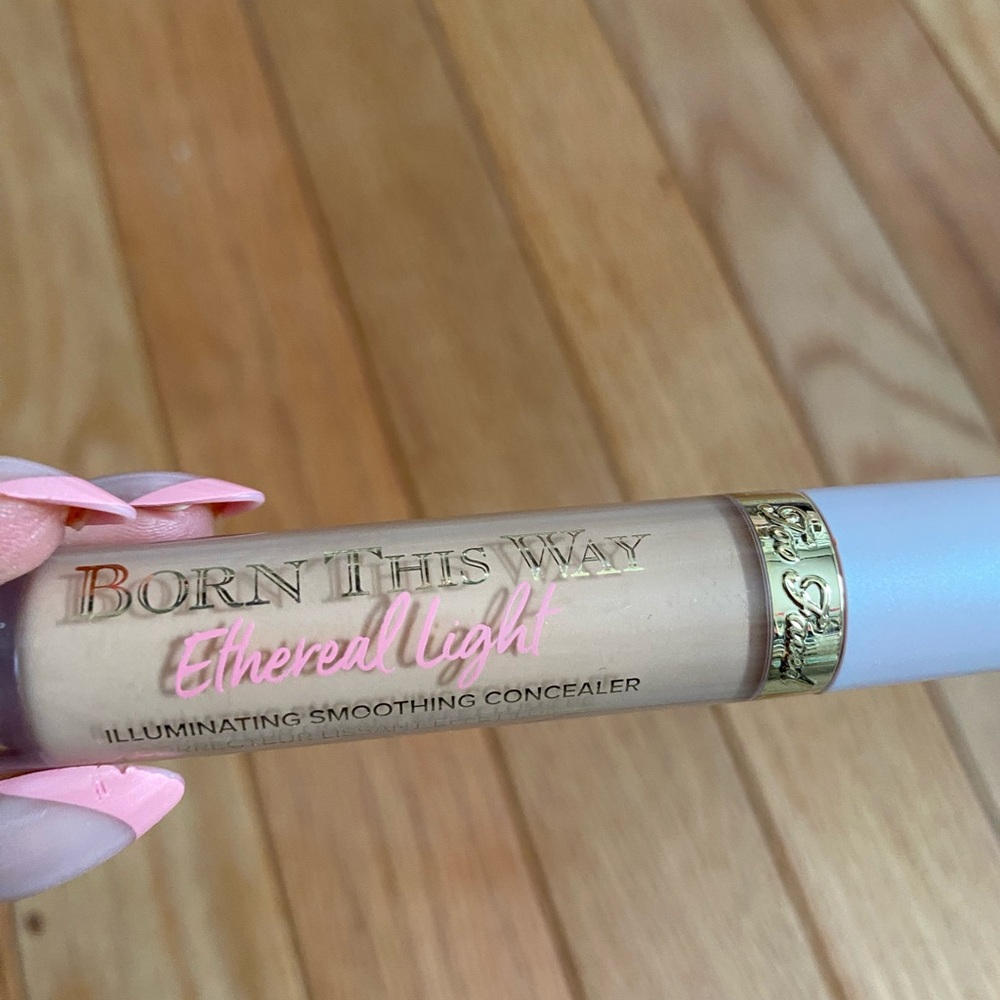 Too faced born this way ethereal concealer